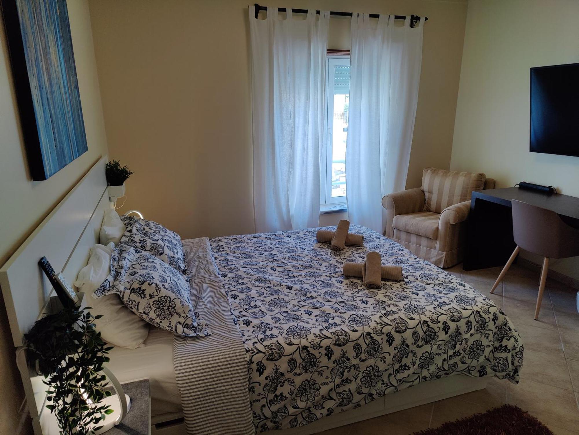 Linos House *